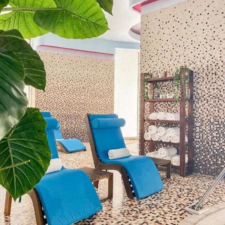 Apartamento Studio White Tower - Vedere Top La Mare Si Lac - By Gofman Rentals Mamaia